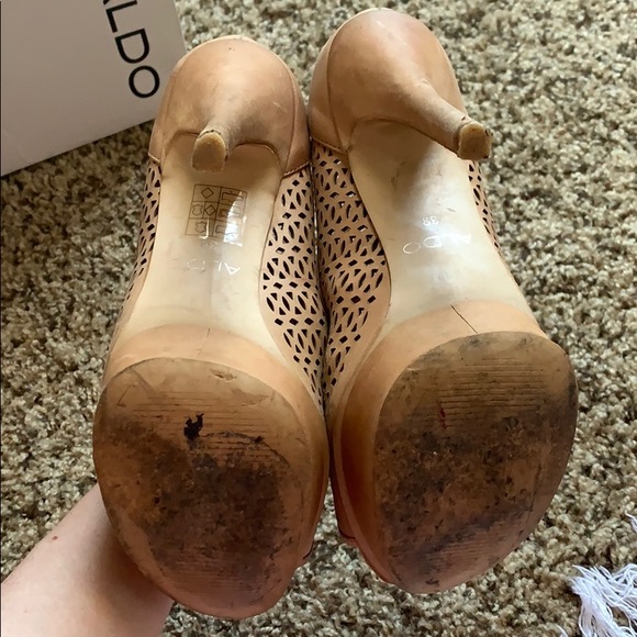 Aldo brown/tan heels - Picture 6 of 16